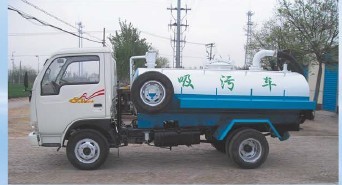 东风小金霸吸污车.jpg